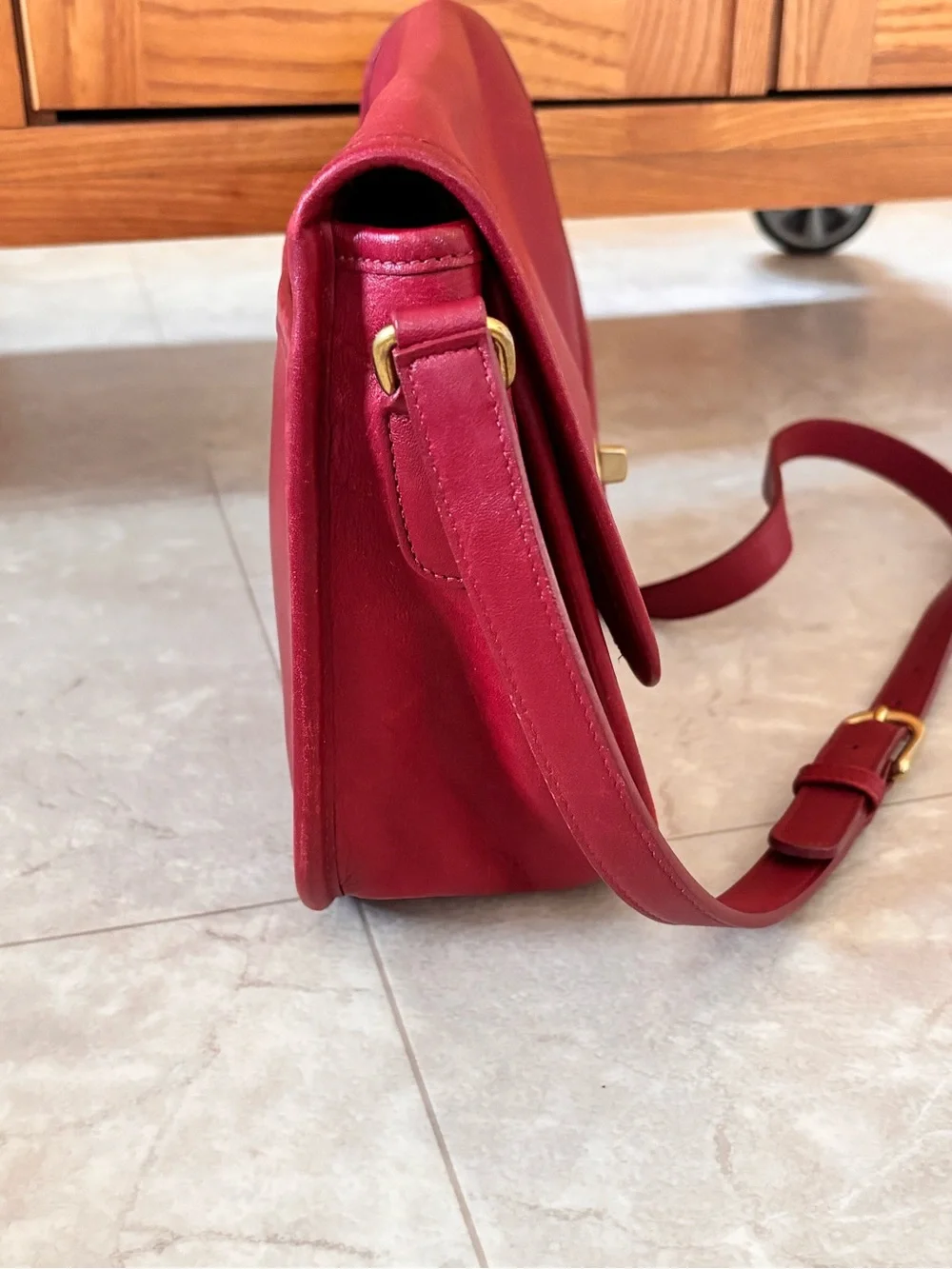 Vintage Coach 9790 Red  City Crossbody Bag Nickel Turn Lock - Picture 6 of 16
